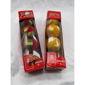 VTG Christmas tree ornaments